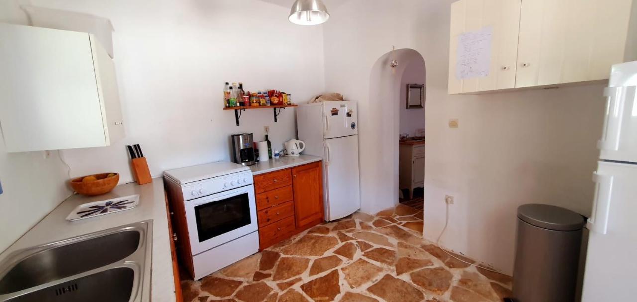 Maison Charme Avec Piscine Privee, Pres De La Mer A Sappounakeika, Tyros Sapounakeika Esterno foto