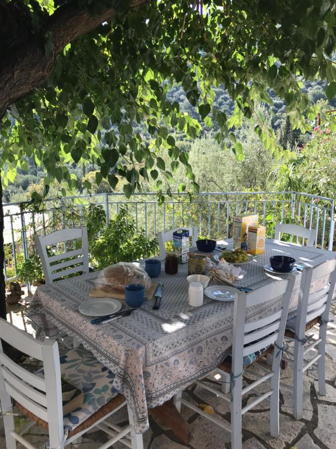Maison Charme Avec Piscine Privee, Pres De La Mer A Sappounakeika, Tyros Sapounakeika Esterno foto